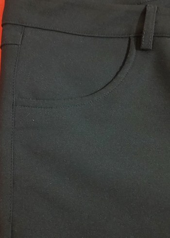 Kadın Siyah Kumaş Kemerli Pantolon - Görsel 4