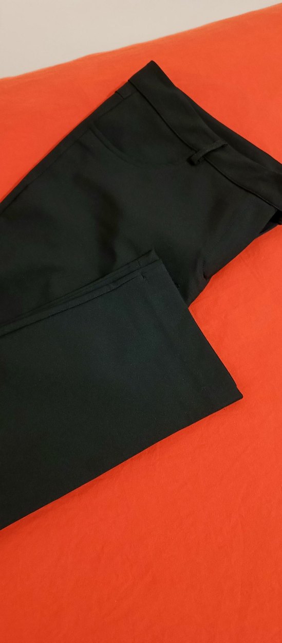 Kadın Siyah Kumaş Kemerli Pantolon - Görsel 3