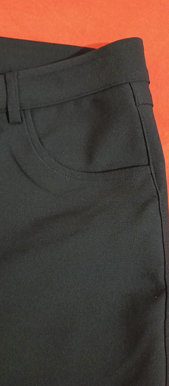 Kadın Siyah Kumaş Kemerli Pantolon - Görsel 5