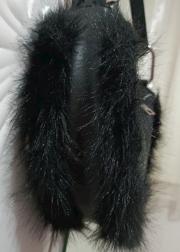 Siyah Kürklü Gotik Kadın Çanta - Görsel 3