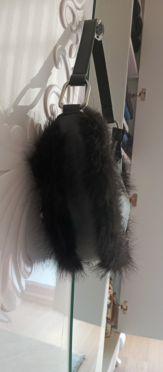 Siyah Kürklü Gotik Kadın Çanta - Görsel 5