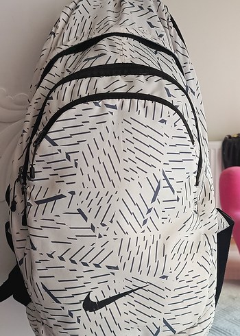 Beyaz Desenli Sırt Çantası - Görsel 5