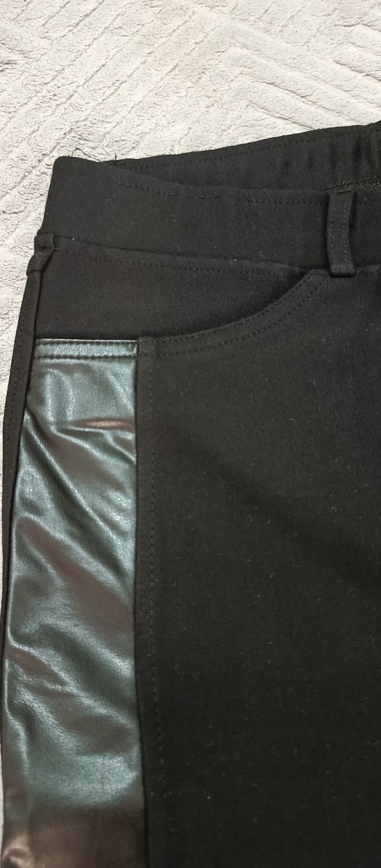 Siyah Deri Detaylı Gotik Kadın Kumaş Pantolon - Görsel 5