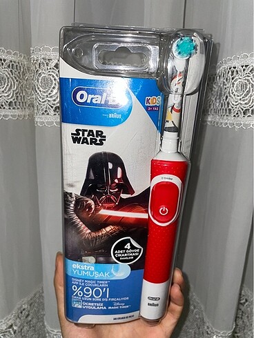 Oral-B Braun Oral B Starwars şarjlı diş fırçası