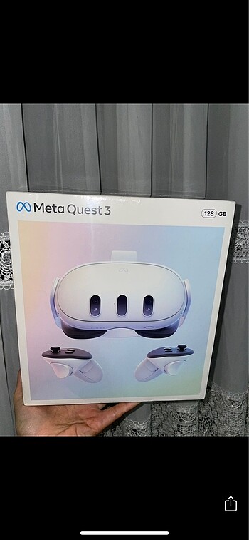Meta Quest 3 VR sanal gerçeklik gözlüğü