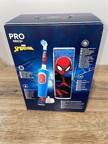 Oral-B Braun Oral B Spiderman seyahat kaplı şarjlı diş fırçası