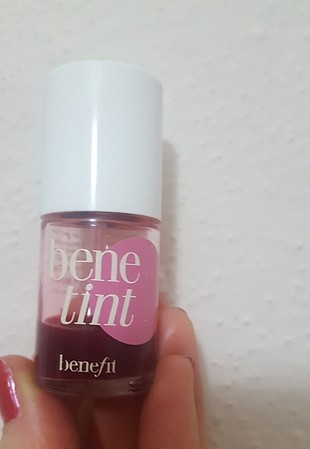 Benefit benetint
