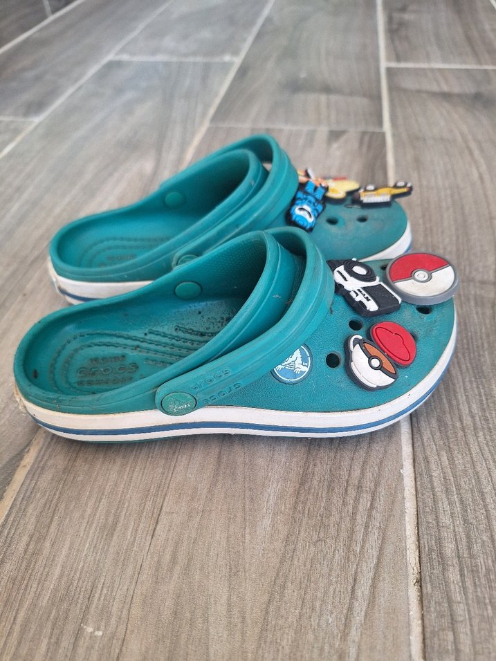 Crocs orginal cocuk terliği c-11 28 - 28.5 denk geliyor. - Görsel 2