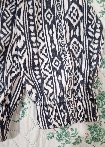 Çocuk Renkli Desenli Fermuarlı Ceket - Görsel 3