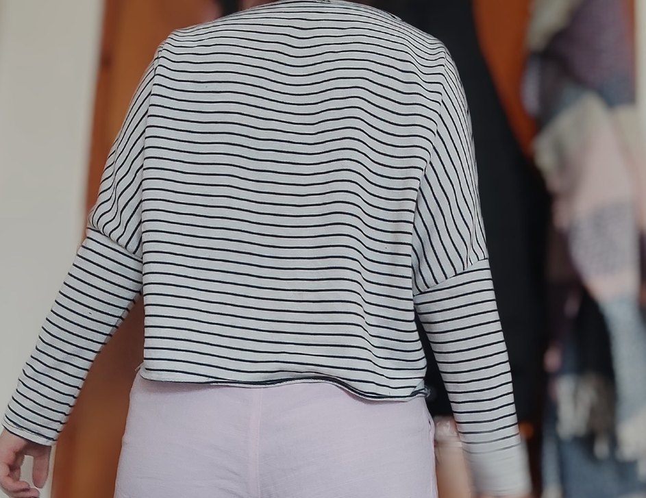 Pamuklu Gri Çizgili Salaş Hamile Tişörtü - Görsel 2
