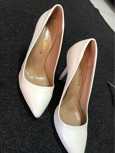 Diğer Stiletto topuklu