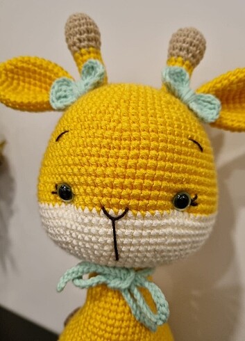 Diğer Amigurumi Yeşil Tokalı Sevimli Zürafa