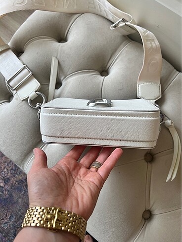 Beden Marc Jacobs Snapshot