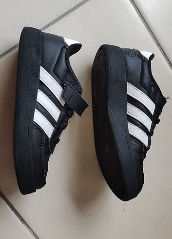 Adidas Çocuk Ayakkabı 