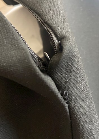 FIRSAT ÜRÜNÜ **** Piliseli Siyah Midi Etek - Görsel 5