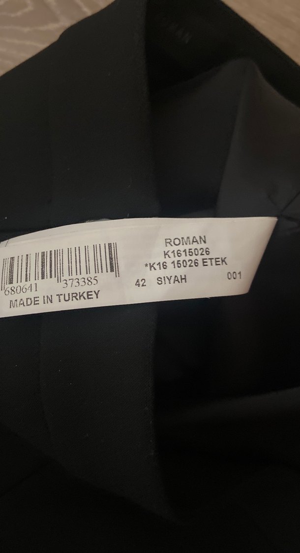 FIRSAT ÜRÜNÜ **** Piliseli Siyah Midi Etek - Görsel 4