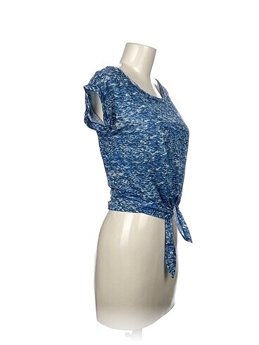 Collezione Collezione T-shirt %70 İndirimli.