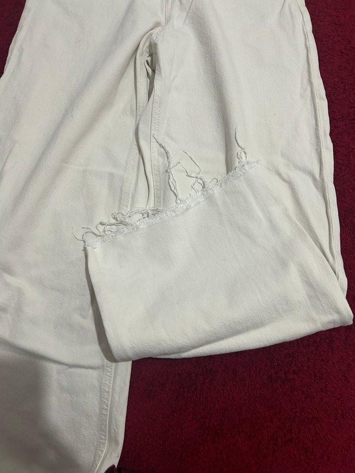 Düğmeli Beyaz Kadın Pamuklu Salaş Jean - Görsel 2