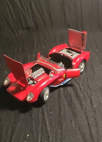  Burago Ferrari 