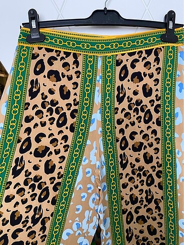 m Beden İpekyol Leopar Pantolon