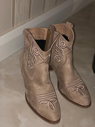 Kovboy çizme