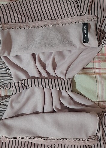 Trendyol & Milla Pembe crop