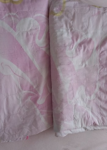 Beden pembe Renk Çocuklar için Pembe Batik Desenli Yatak Örtüsü