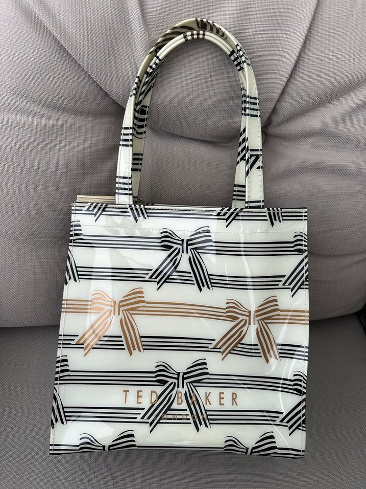 Ted Baker Beyaz Desenli Kadın Omuz Çantası - Görsel 2