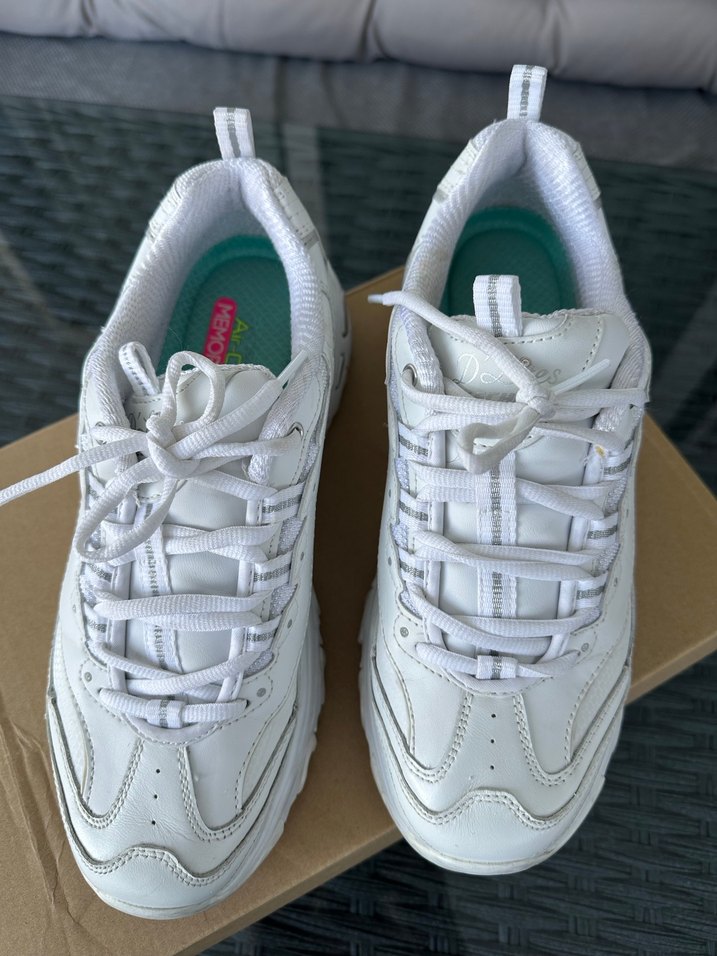 Skechers Beyaz Spor Ayakkabı - Görsel 2