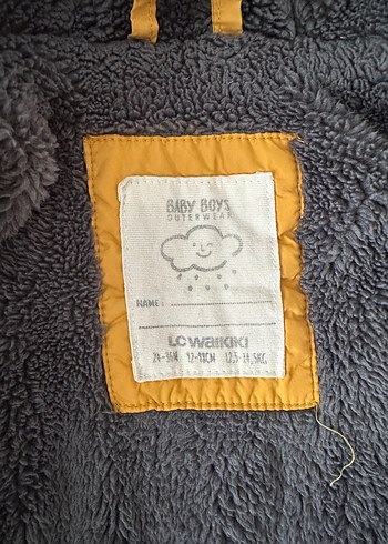 Sarı Kürklü Kapüşonlu Erkek Çocuk Montu - Görsel 6