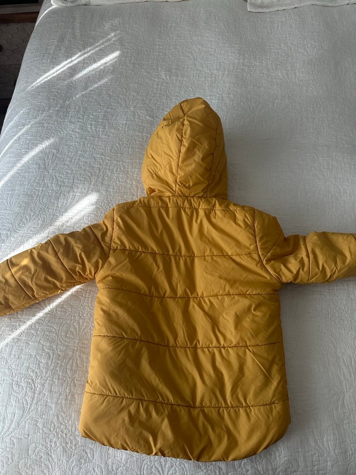 Sarı Kürklü Kapüşonlu Erkek Çocuk Montu - Görsel 3
