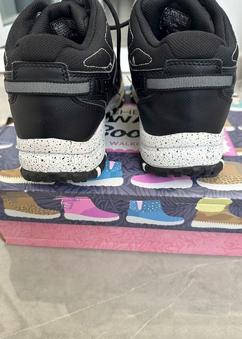 Skechers Su Geçirmez Siyah Kadın Botu - Görsel 3