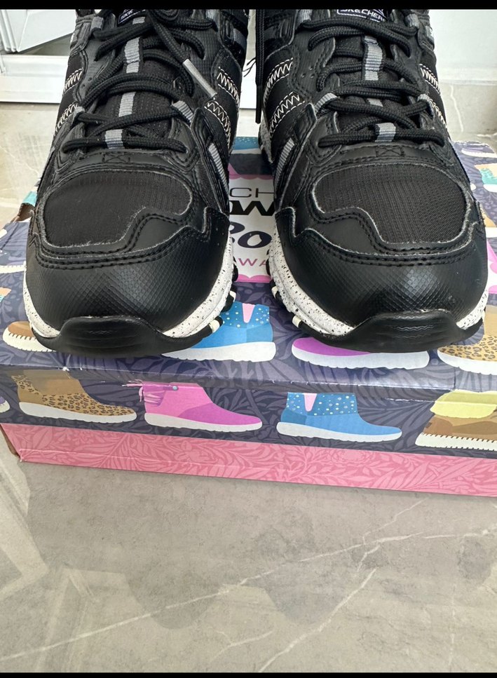 Skechers Su Geçirmez Siyah Kadın Botu - Görsel 2