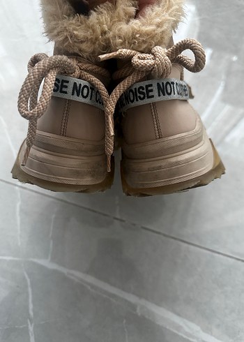 Kadın Kar Botu - Görsel 4