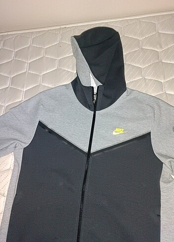 NİKE TECH FLEECE 