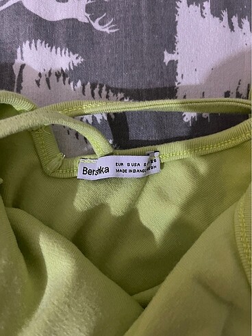 s Beden yeşil Renk bershka basic yesil mini elbise