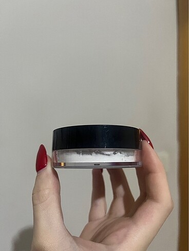  Beden nyx hd transparan pudra