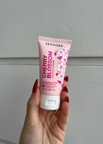  Beden Renk SEPHORA Cherry Blossom Vücut Losyonu ve Vücut Spreyi