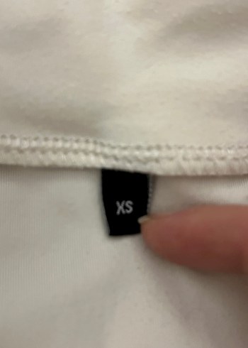 Trendyolmilla ekru Fermuarlı baş parmak delikli spor ceket - Görsel 6