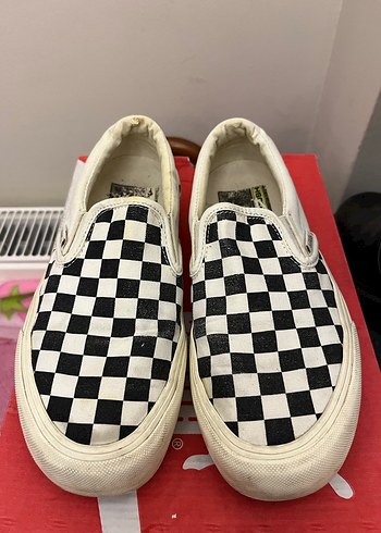 Vans 37