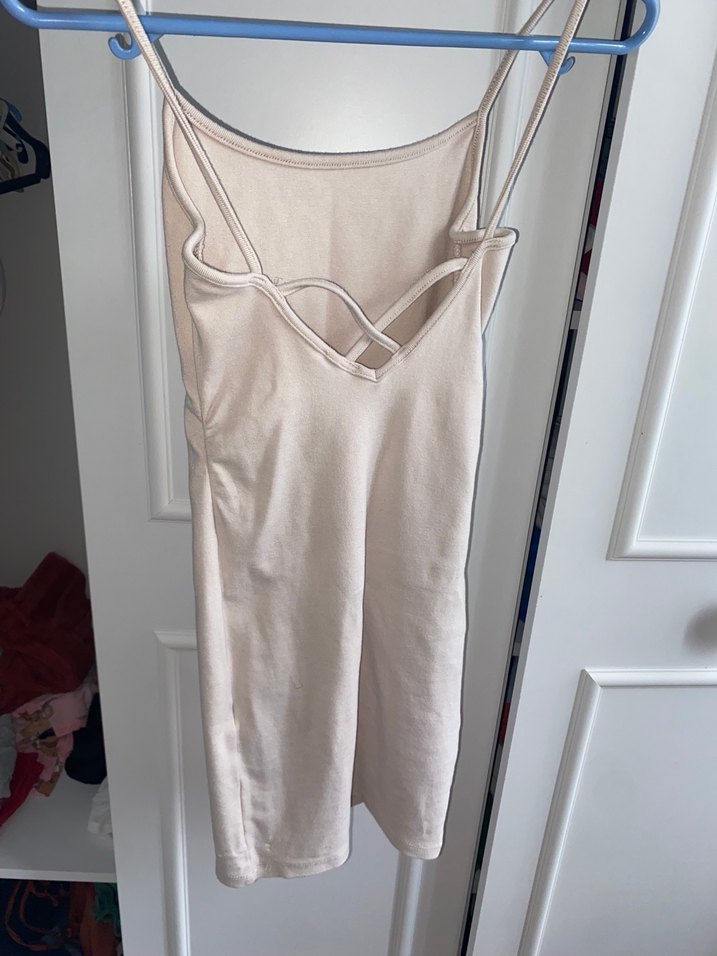 Bej Askılı Elbise Askısı - Görsel 2