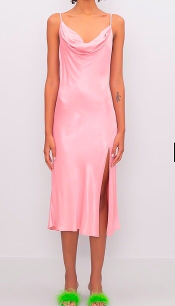 Bershka SATEN ELBİSE