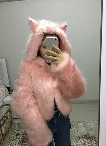 PEMBE KÜRK