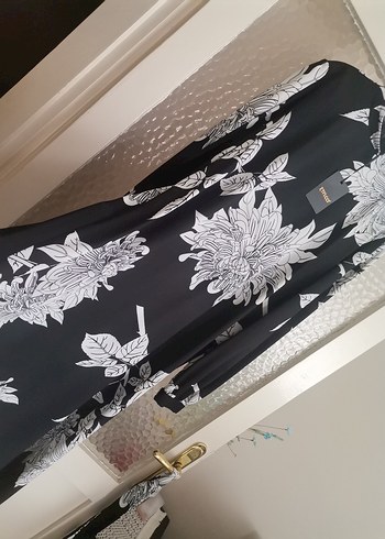 Uzun Siyah Çiçekli elbise - Görsel 7