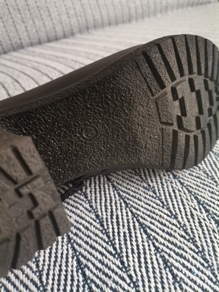 Siyah Deri Fermuarlı Kadın Dolgu Topuk Bot - Görsel 5