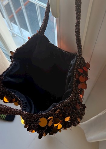 Zara Pul Detaylı Örgü Bohem Kadın Çanta