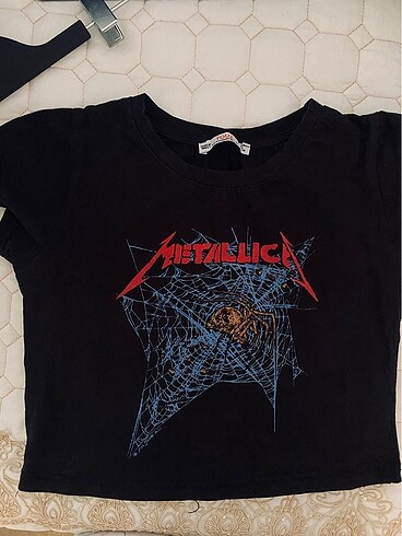 Metallica crop