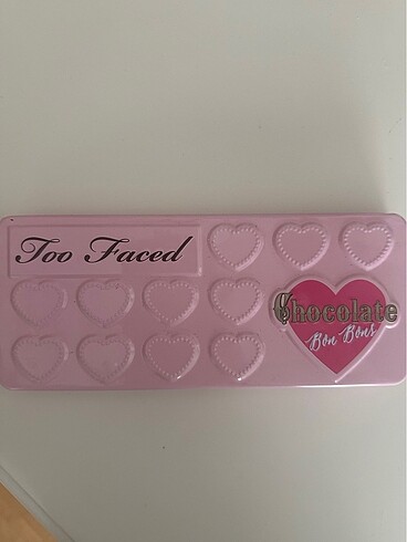 Too faced far paleti