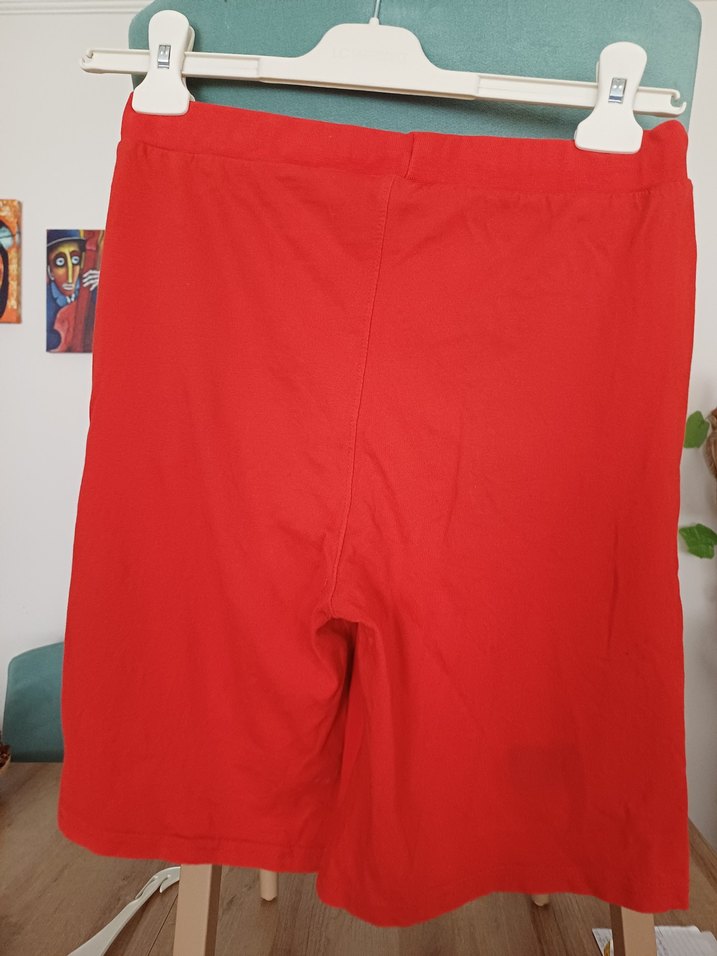 vaikiki  10/11.yaş .Kırmızı Rahat Kesim penye Şortu - Görsel 2
