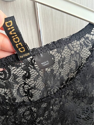 H&M DIVIDED by hm